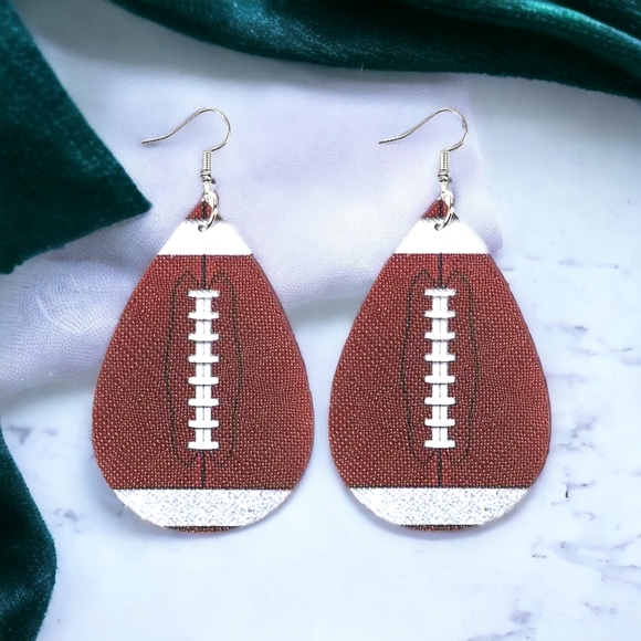A Just-Jen Fav!!💖 2 Pairs of Women's Leather Game Day Football Earrings!!🏈💖 - Picture 5 of 16